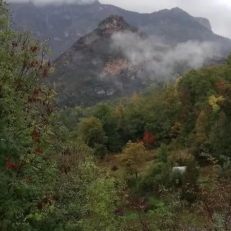 La Borda De *